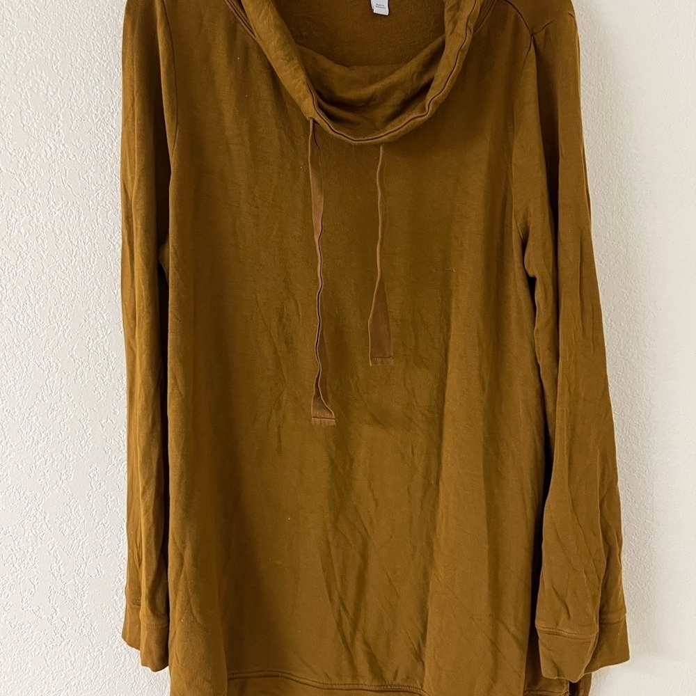 Daily Ritual Warm Brown Mockneck tunic